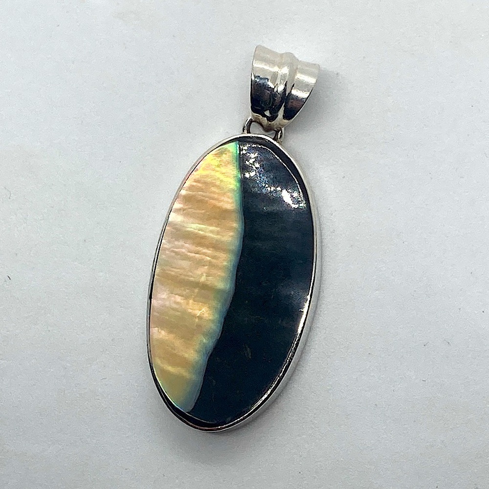 Vtg Sterling MOP Mother of Pearl Large Bale Oval 925 Silver Pendant / 1.7”